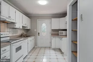 1525 Lakewood Dr, Woodbridge, VA 22192 - Photo 11