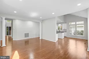 7651 Covewood Ct, Gainesville, VA 20155 - Photo 9