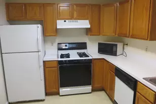 1024 Gardenview Loop, Woodbridge, VA 22191 - Photo 5