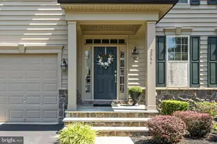 2055 Square Tiller Mews, Woodbridge, VA 22191 - Photo 7