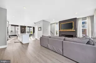 10537 Waterbury Woods Way, Manassas, VA 20112 - Photo 11