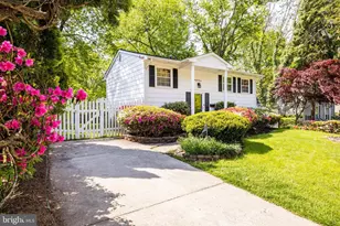 4111 Hemingway Dr, Woodbridge, VA 22193 - Photo 3