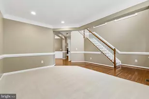 5863 Tulloch Spring Ct, Haymarket, VA 20169 - Photo 13
