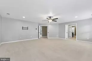 5863 Tulloch Spring Ct, Haymarket, VA 20169 - Photo 33