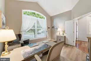 9242 Rainbow Falls Dr, Bristow, VA 20136 - Photo 15