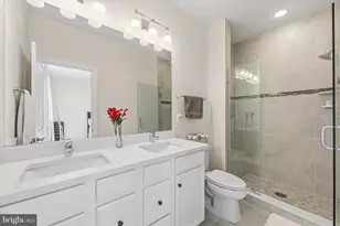 6195 Camerons Ferry Dr, Haymarket, VA 20169 - Photo 19