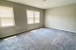 11370 Cromwell Ct, Woodbridge, VA 22192 - Photo 7