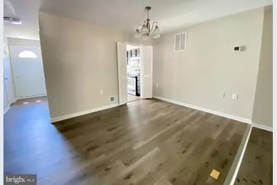 11370 Cromwell Court, Woodbridge, VA 22192 - Photo 3