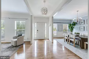 3985 Fawnridge Ct, Woodbridge, VA 22193 - Photo 7