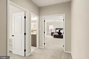 9233 Falling Water Dr, Bristow, VA 20136 - Photo 23