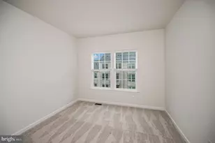 7461 Brunson Cir, Gainesville, VA 20155 - Photo 23