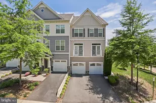 12807 Lotte Dr, Woodbridge, VA 22192 - Photo 1