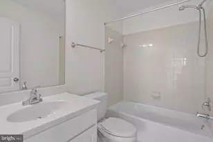 12807 Lotte Dr, Woodbridge, VA 22192 - Photo 17