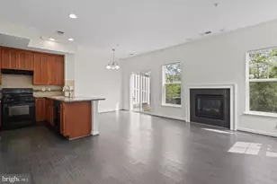 12807 Lotte Dr, Woodbridge, VA 22192 - Photo 3