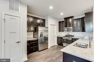 2183 Hemlock Bay Rd, Dumfries, VA 22026 - Photo 13