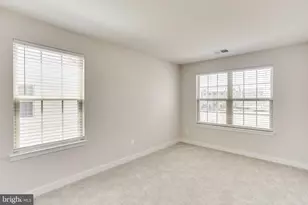 2183 Hemlock Bay Rd, Dumfries, VA 22026 - Photo 27