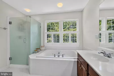 8121 Willingboro Court, Gainesville, VA 20155 - Photo 43