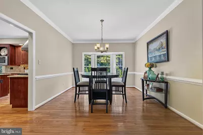 8121 Willingboro Court, Gainesville, VA 20155 - Photo 15