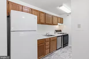 12705 Dara Dr, Woodbridge, VA 22192 - Photo 7