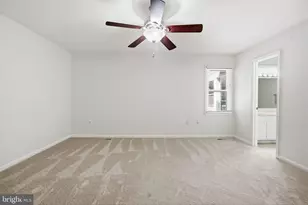 8110 Whitting Dr, Manassas, VA 20112 - Photo 25