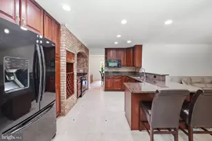 8110 Whitting Dr, Manassas, VA 20112 - Photo 13