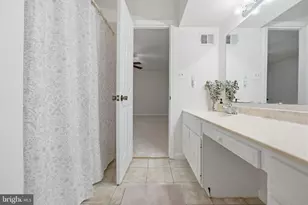 8110 Whitting Dr, Manassas, VA 20112 - Photo 29