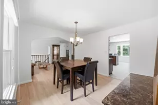 8110 Whitting Dr, Manassas, VA 20112 - Photo 11