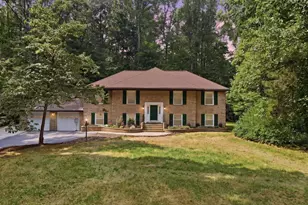 8110 Whitting Dr, Manassas, VA 20112 - Photo 1