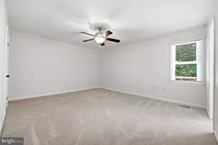 8110 Whitting Dr, Manassas, VA 20112 - Photo 23