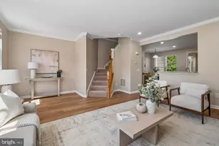 15823 Bobolink Dr, Woodbridge, VA 22191 - Photo 13