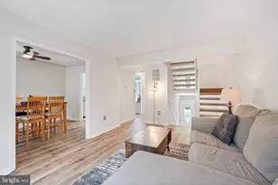 2692 Seville Cir, Woodbridge, VA 22192 - Photo 9