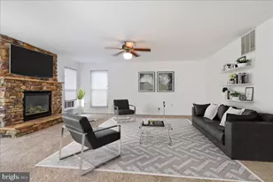8737 Hackney Dr, Bristow, VA 20136 - Photo 17