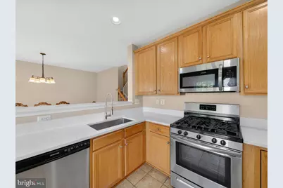17507 Cajun Court, Dumfries, VA 22025 - Photo 9