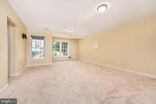 14422 Fowlers Mill Dr, Gainesville, VA 20155 - Photo 11