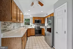 11366 Aegean Ter, Woodbridge, VA 22192 - Photo 11