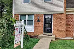 1938 Mariner Ln, Woodbridge, VA 22192 - Photo 1