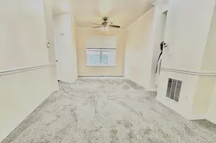 3565 Eagle Ridge Dr, Woodbridge, VA 22191 - Photo 5