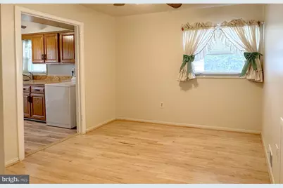 1406 Hylton Avenue, Woodbridge, VA 22191 - Photo 11