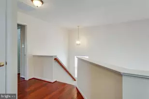 6805 Hollow Glen Ct, Gainesville, VA 20155 - Photo 17