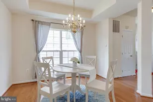 6805 Hollow Glen Ct, Gainesville, VA 20155 - Photo 11
