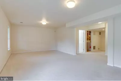 6805 Hollow Glen Court, Gainesville, VA 20155 - Photo 39