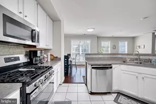 14576 Kylewood Way, Gainesville, VA 20155 - Photo 13