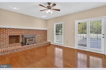 8219 Crackling Fire Drive, Gainesville, VA 20155 - Photo 11