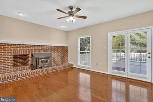 8219 Crackling Fire Dr, Gainesville, VA 20155 - Photo 11