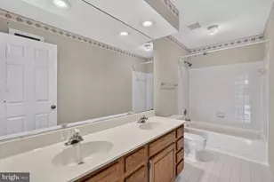 8219 Crackling Fire Dr, Gainesville, VA 20155 - Photo 23