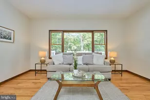 12206 Woodlark Ct, Manassas, VA 20112 - Photo 17