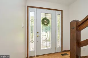 12206 Woodlark Ct, Manassas, VA 20112 - Photo 5