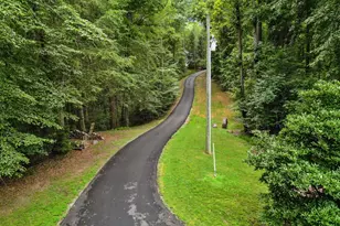 7492 Devon Ln, Manassas, VA 20112 - Photo 5