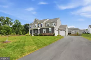 7301 Sugar Magnolia Loop, Gainesville, VA 20155 - Photo 29