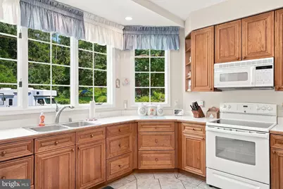 9438 Petterson Lane, Manassas, VA 20112 - Photo 33
